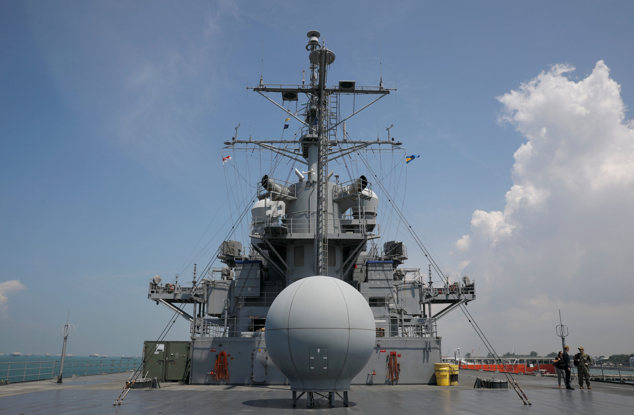 FILE PHOTO: A view of the flight deck of USS Blue Ridge (LCC 19), flagship of the U.S. Navy's 7th Fleet, is seen at Changi Naval Base in Singapore May 9, 2019. REUTERS/Edgar Su/File Photo