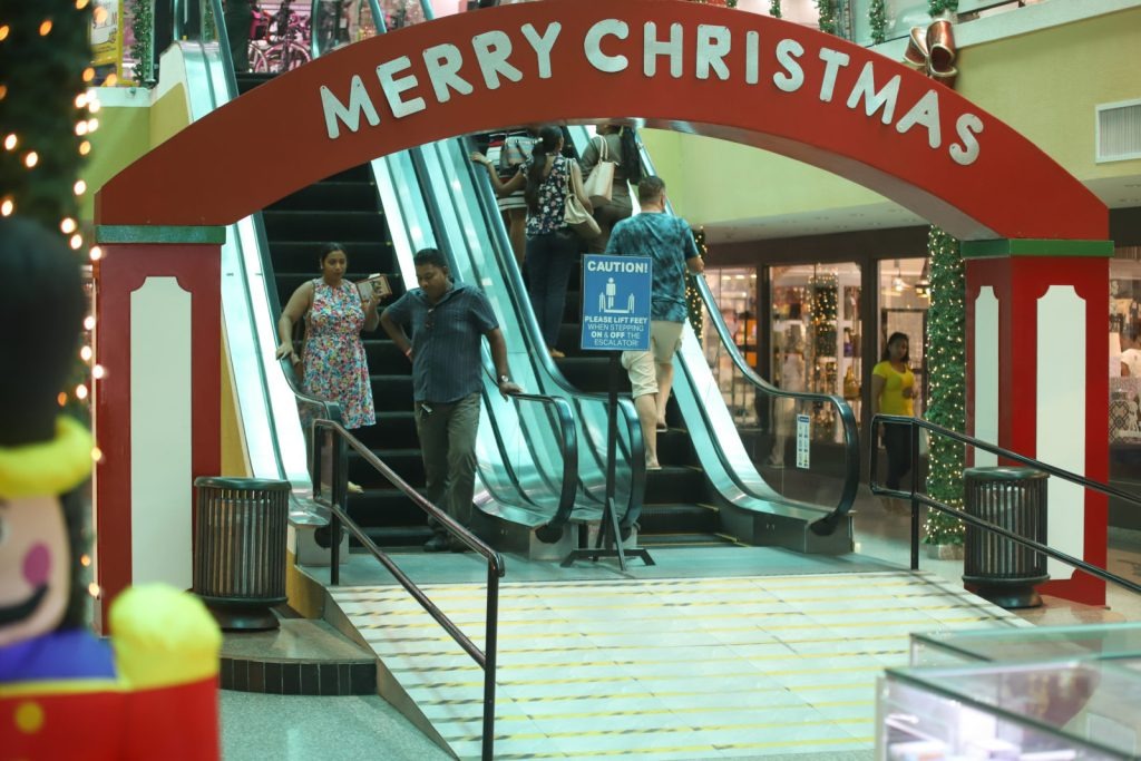 Christmas at the Giftland Mall in 2019 (DPI photo)