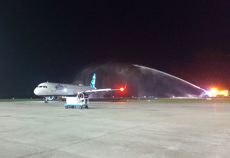 JetBlue's inaugural flight to Guyana from New York arrived on Friday night at about 22:03h (CJIA)