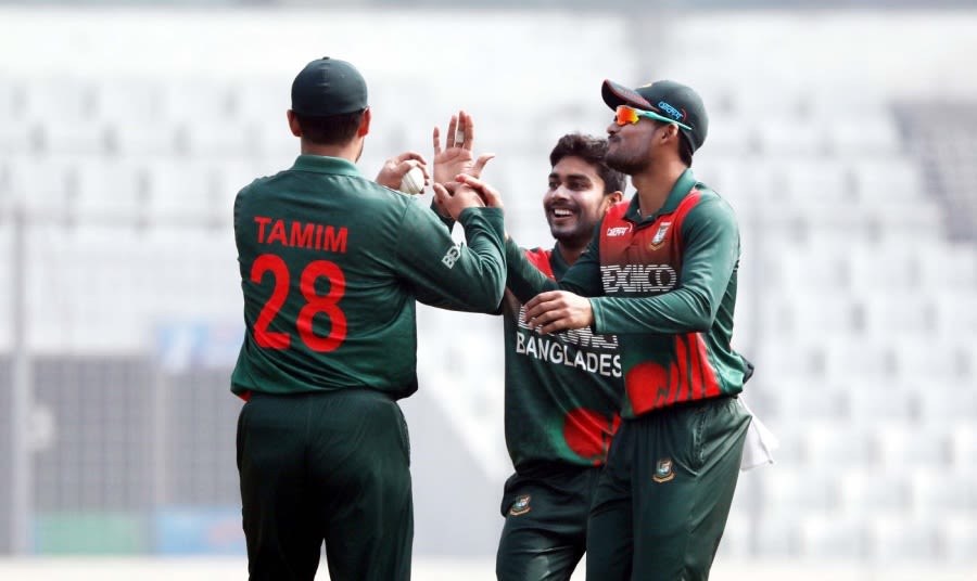 Mehidy Hasan owed his first wicket to a Tamim Iqbal catch  BCB / Raton Gomes
