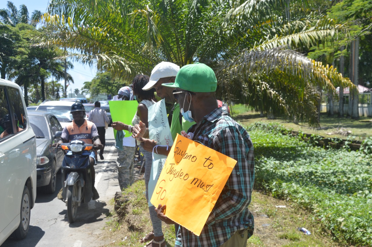 Citizens Protest Office of President- Demand Jagdeo Go