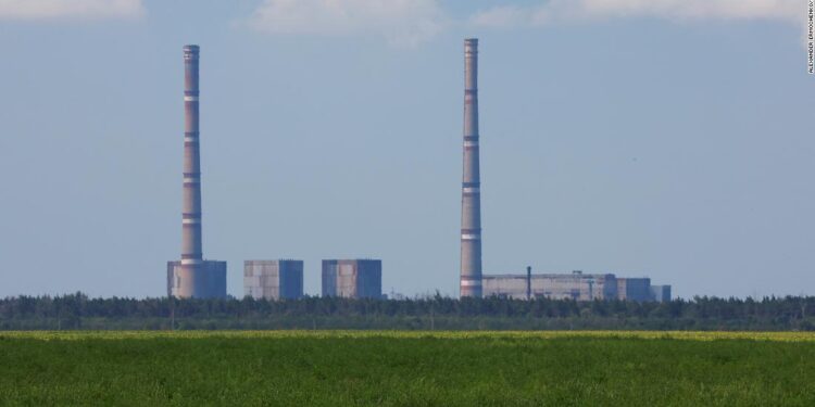 A view shows the Zaporizhzhia thermal power plant in the course of Ukraine-Russia conflict outside the Russian-controlled city of Enerhodar in the Zaporizhzhia region, Ukraine August 4, 2022. REUTERS/Alexander Ermochenko