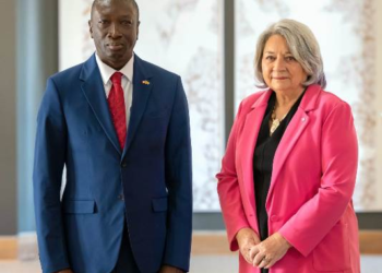 HC Keith George (L), Gov Gen Mary Simon (R)