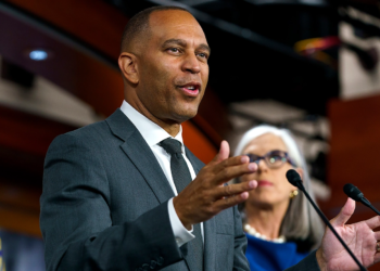 Rep. Hakeem Jeffries (D-N.Y.) addresses reporters after a closed-door House Democratic Caucus meeting on Wednesday, September 14, 2022.