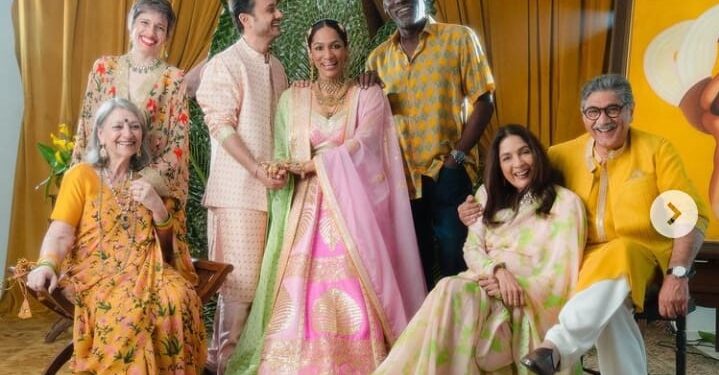 Masaba Gupta, her father, Sir Vivian Richards (standing right) and mother. Neena Gupta (sitting right) (Instagram photo)