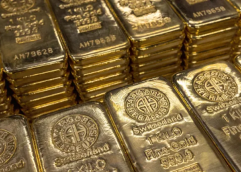 One kilo gold bars are pictured at the plant of gold and silver refiner and bar manufacturer Argor-Heraeus in Mendrisio, Switzerland, July 13, 2022. Denis Balibouse | Reuters