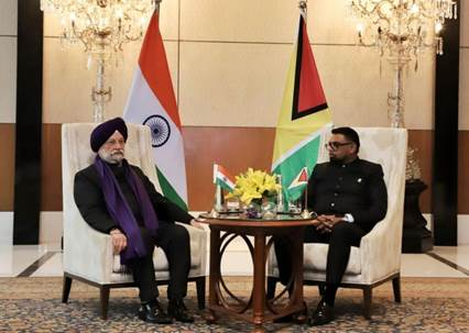 Shri Hardeep S. Puri calling on the President of Guyana, Dr. Mohamed Irfaan Ali