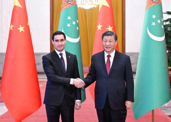 President Xi Jinping holds a welcoming ceremony for visiting Turkmen President Serdar Berdimuhamedov prior to their talks at the Great Hall of the People in Beijing, Jan 6, 2023. [Photo/Xinhua]