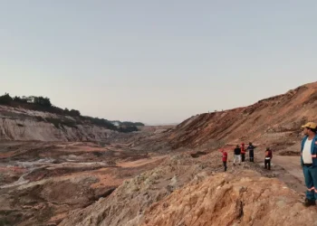 In an interview with the Department of Public Information (DPI), the minister related that late Saturday evening the personnel on the ground decided to temporarily suspend the operation due to safety concerns for the team. The exercise resumed early Sunday morning.