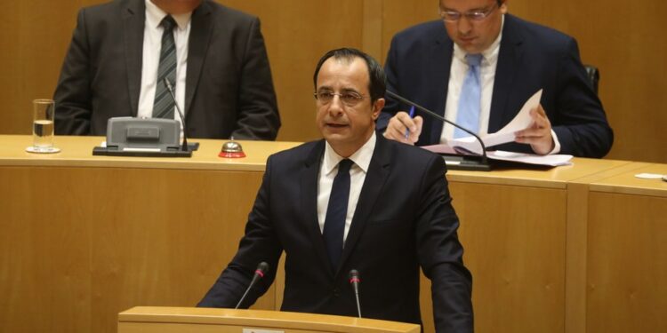 Nikos Christodoulides (front) speaks during a swearing-in ceremony at the parliament in Nicosia, Cyprus, on Feb 28, 2023. [Photo/Xinhua]