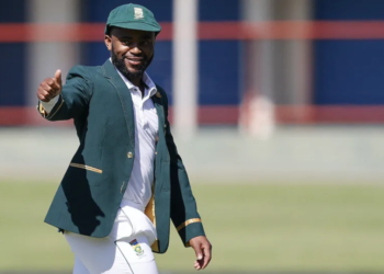 Temba Bavuma received a message from Brian Lara before making his Test captaincy debut in Centurion • AFP/Getty Images