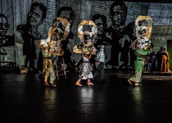 William Kentridge's show "The Head & The Load" explores the largely ignored history of African soldiers in World War I. After premiering in London in 2018, it is finally playing for audiences on the continent it pays tribute to, opening at the Joburg Theatre.Courtesy the Artist and Goodman Gallery/William Kentridge Studio/Stella Olivier