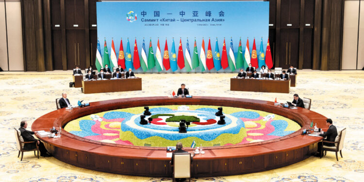 President Xi Jinping chairs the first China-Central Asia Summit and delivers a keynote speech in Xi'an, Shaanxi province, on Friday. DING HAITAO/XINHUA