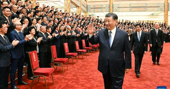Xi Jinping, General Secretary of the Communist Party of China (CPC) Central Committee and Chinese President, meets with representatives to the 10th Conference for Friendship of Overseas Chinese Associations at the Great Hall of the People in Beijing, capital of China, on May 8. Wang Huning, a member of the Standing Committee of the Political Bureau of the CPC Central Committee and chairman of the National Committee of the Chinese People's Political Consultative Conference, and Cai Qi, a member of the Standing Committee of the Political Bureau of the CPC Central Committee and director of the General Office of the CPC Central Committee, were present at the meeting (XINHUA)