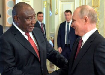 Russian President Vladimir Putin (left) speak with South Africa's President Cyril Ramaphosa following a meeting with delegation of African leaders in Saint Petersburg. Photo: AFP