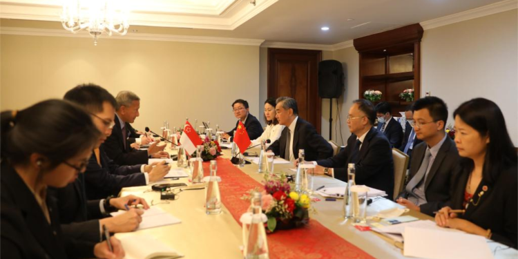 Director of the Office of the Central Commission for Foreign Affairs Wang Yi holds a meeting with Singaporean Foreign Minister Vivian Balakrishnan in Jakarta, Indonesia, July 12, 2023. /Chinese Foreign Ministry