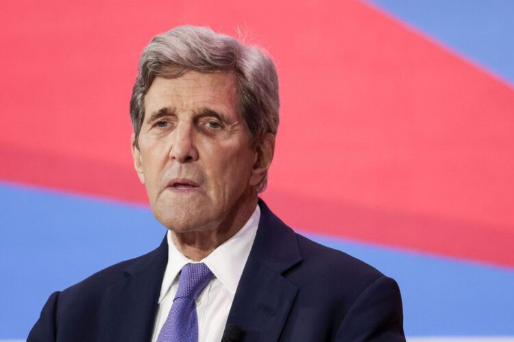 Special Presidential Envoy for Climate John Kerry speaks during a panel during the CEO Summit of the Americas hosted by the US Chamber of Commerce in Los Angeles, California on June 9, 2022. [Photo/Agencies]