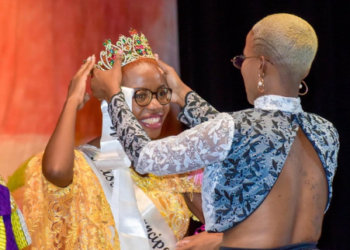 Kayshell Jennings being crowned Miss Emancipation Queen 2022