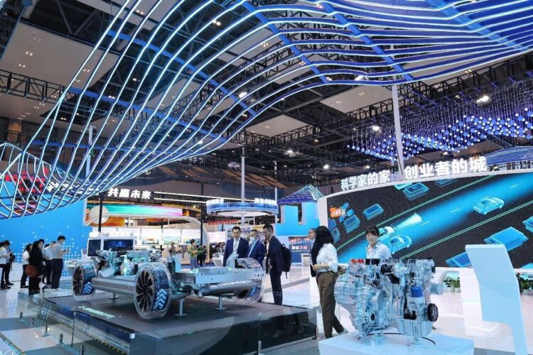 Photo shows a scene at the fifth Western China International Fair for Investment and Trade held in southwest China's Chongqing municipality, May 18, 2023. (People's Daily Online/Sun Kaifang)