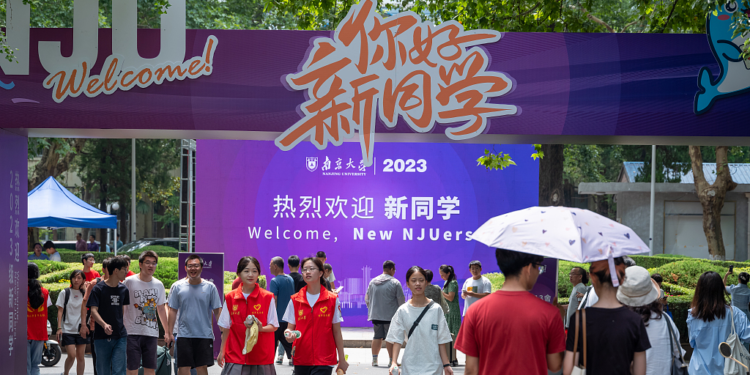 Students at Nanjing University on the first day of the fall semester, in Nanjing, east China's Jiangsu Province, September 3, 2023. /CFP