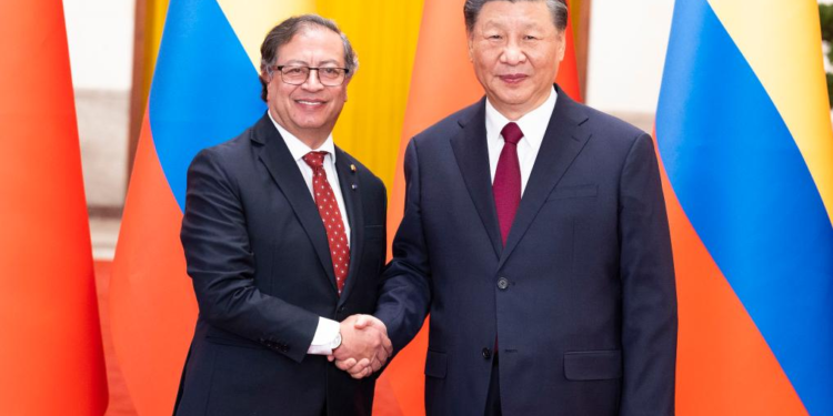 Chinese President Xi Jinping holds a welcoming ceremony for Colombian President Gustavo Francisco Petro Urrego in the Northern Hall of the Great Hall of the People prior to their talks in Beijing, capital of China, Oct. 25, 2023. Xi held talks with Colombian President Gustavo Francisco Petro Urrego, who is on a state visit to China, in Beijing on Wednesday. (Xinhua/Huang Jingwen)