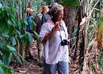 Actress CCH Pounder visits Iwokrama
PC: Chelsea Peters and Marcie Johnny