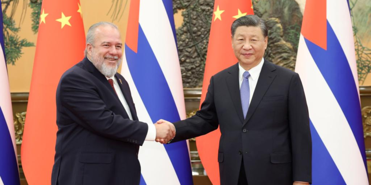Chinese President Xi Jinping meets with Cuban Prime Minister Manuel Marrero Cruz at the Great Hall of the People in Beijing, capital of China, Nov. 6, 2023. (Xinhua/Ding Haitao)