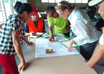 Certification auditors with Iwokrama forestry staff