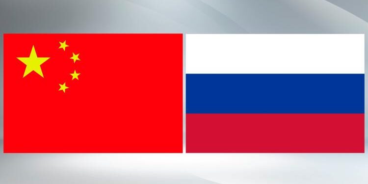 National flags of Russia and China. /VCG)