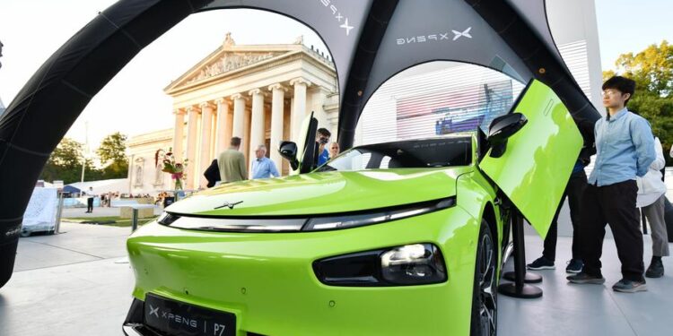 People visit the booth of Chinese carmaker Xpeng during the 2023 International Motor Show, officially known as the IAA MOBILITY 2023, in Munich, Germany, Sept. 5, 2023. The IAA MOBILITY 2023, one of the world's largest mobility trade fairs, opened in the southern German city of Munich on Tuesday.(Xinhua/Ren Pengfei)
At the six-day event are some 70 Chinese firms, the second largest number after the German participants. Under the motto Experience Connected Mobility of this year's IAA, Chinese carmakers are rolling out more chances and choices for local partners and customers in Europe. (Xinhua/Ren Pengfei)