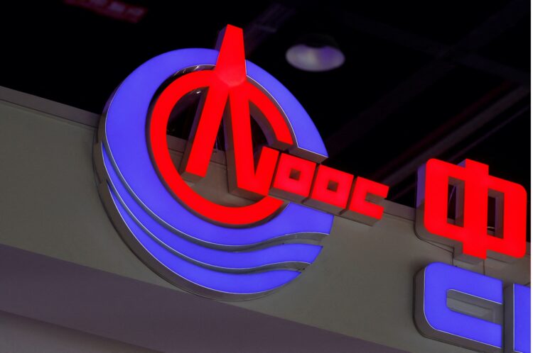 The logo of China National Offshore Oil Corporation (CNOOC) is seen at its booth during the China International Fair for Trade in Services (CIFTIS) in Beijing, China September 1, 2022. REUTERS/Florence Lo/File Photo Purchase Licensing Rights