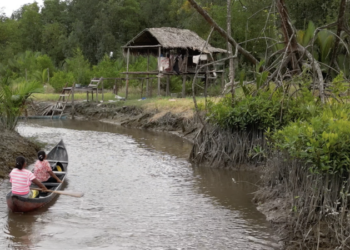 There has not been much change in Smith Creek despite the country's newly found oil wealth