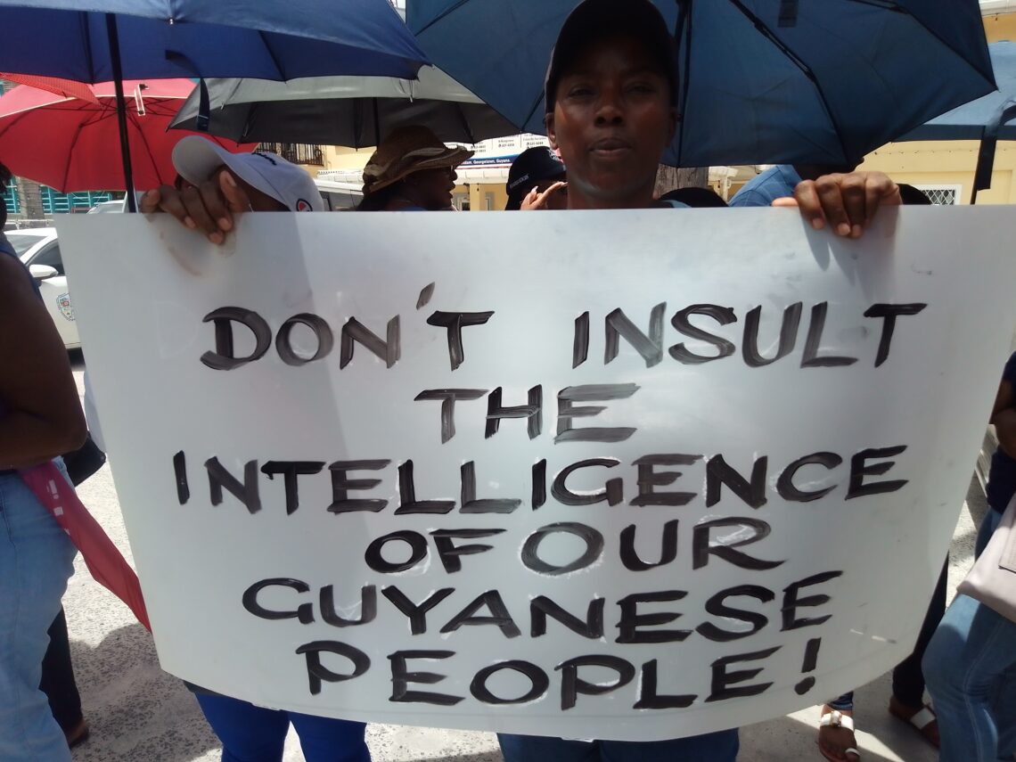 Teacher Nina Flue-Bess MP on the picket line May  13, 2024