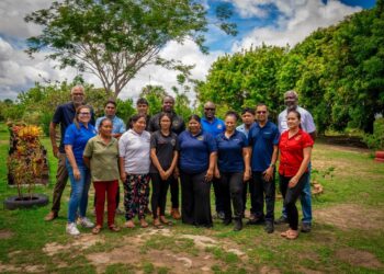 Greater Guyana Initiative Team and some local Poultry Producers