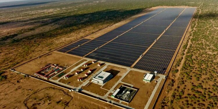 (230825) -- GARISSA, Aug. 25, 2023 (Xinhua) -- This aerial photo taken on Feb. 15, 2019 shows the Garissa Solar Power Plant in northeastern Kenya. TO GO WITH "Feature: Chinese-built solar plant boosting Kenya's clean energy aspirations" (Xinhua)