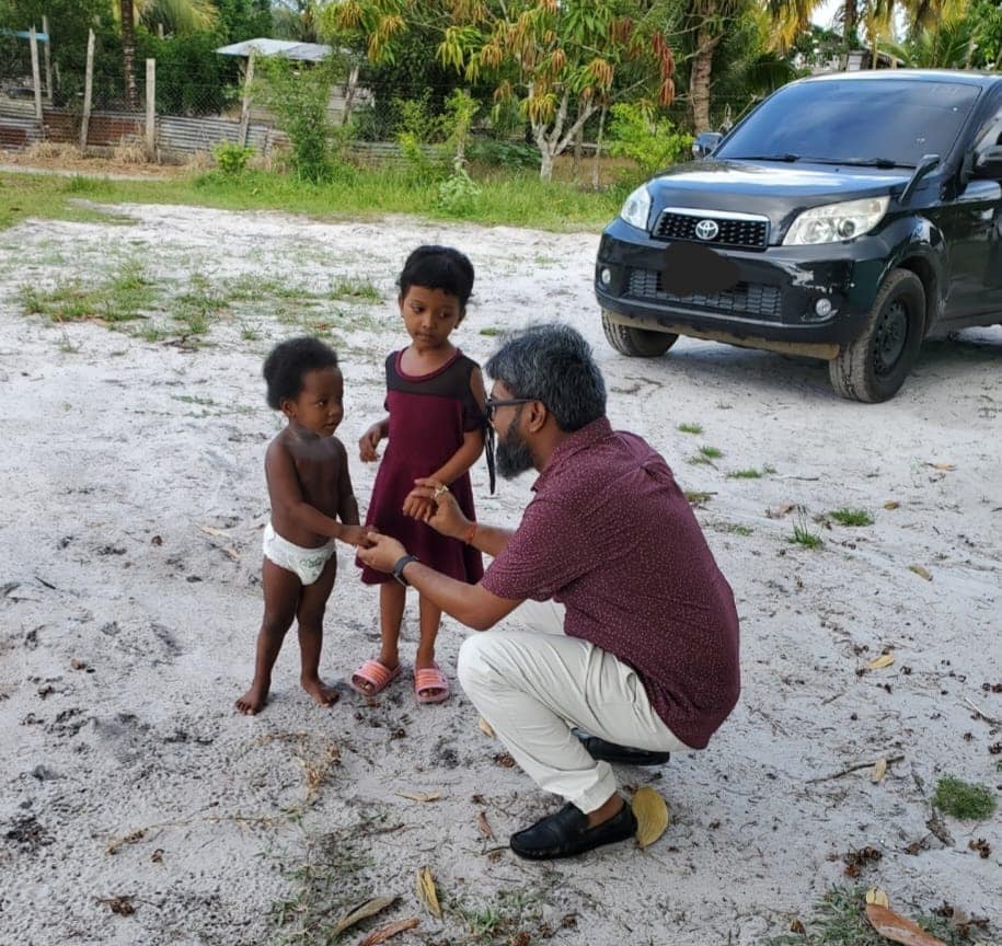 IFAAD Vice Chairman Pt. Ubraj Narine interacting with the children