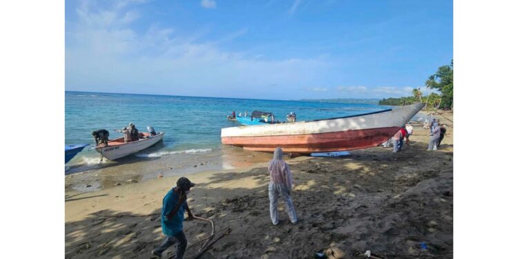 This photo provided by the Dominican Republic Civil Defense shows a boat retrieved by the Civil Defense from the sea off Rio San Juan, Dominican Republic, Tuesday, Aug. 6, 2024. Photo: AP/Dominican Republic Civil Defense
