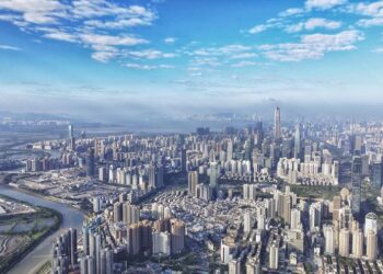 (241224) -- GUANGZHOU, Dec. 24, 2024 (Xinhua) -- An aerial drone photo taken on Dec. 4, 2024 shows a view of Shenzhen, south China's Guangdong Province.
  Covering an area of 56,000 square kilometers, which is less than 0.6 percent of the country's total land area, the Guangdong-Hong Kong-Macao Greater Bay Area generated an economic output exceeding 14 trillion yuan in 2023, roughly one-ninth of the national total. It stands as one of China's most open and economically dynamic areas, and is also among the regions with the highest economic development quality. (Xinhua/Mao Siqian)