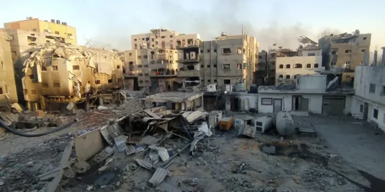 Gaza's Health Ministry said the Israeli army ordered 350 people to leave Kamal Adwan Hospital for a nearby school sheltering displaced families [Khalil Ramzi Alkahlut/Anadolu Agency]