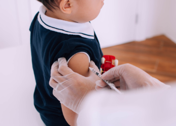 A child being vaccinated. /CFP