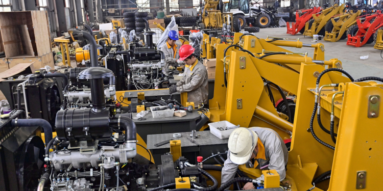 Workers at a factory in Qingzhou City, east China's Shandong Province, November 15, 2024. /CFP