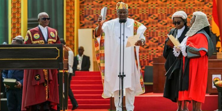 GHANA | Mahama Sworn in as President, Vows to Tackle Economic Crisis