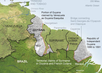 Arrow (left) shows the Guyana/Suriname disputed area (Kaieteur News photo)