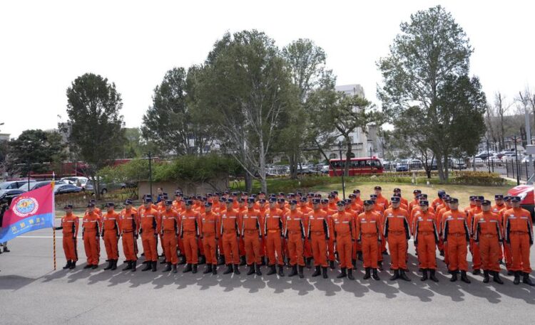 Members of a national rescue team of China gather before departing for Myanmar in Beijing, capital of China, March 29, 2025. (Xinhua/Cai Yang)