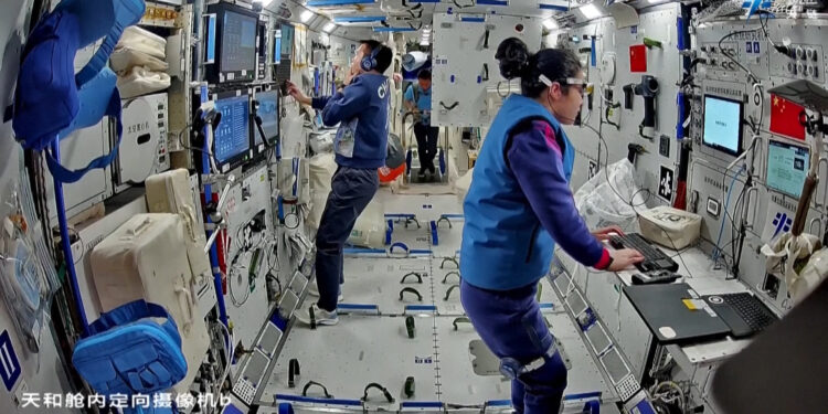 China's Shenzhou-19 crew works at the China Space Station. /China Manned Space Agency