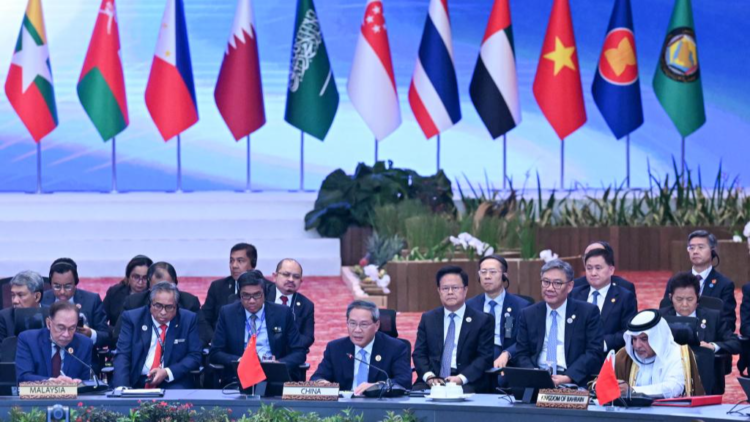 Chinese Premier Li Qiang (C) attends the ASEAN-China-GCC Summit in Kuala Lumpur, capital of Malaysia, May 27, 2025. /Xinhua