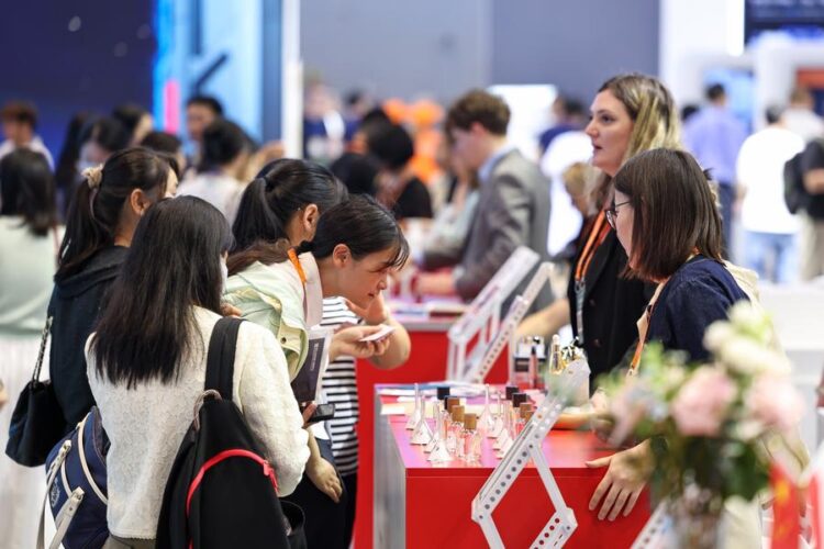People visit the 4th China-CEEC Expo & International Consumer Goods Fair in Ningbo, east China's Zhejiang Province, May 22, 2025. (Xinhua/Jiang Han)