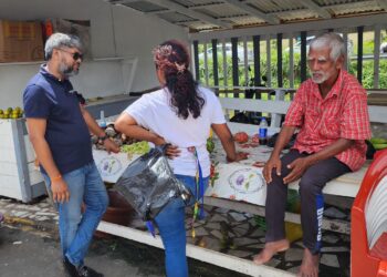 Former Mayor of Georgetown, Pt. Ubraj Narine, grassroots outreach in Skeldon Market in Corentyne, Berbice