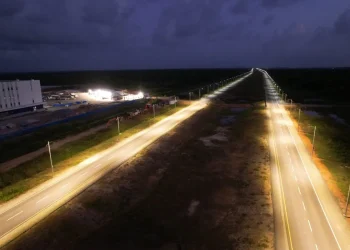 The 11.8 kilometres of asphaltic road stretches from Ogles on the East Coast of Demerara (ECD) to Haags Bosch on the East Bank of Demerara (EBD).