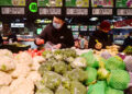 Consumers shop for goods in a supermarket in Shijiazhuang, North China’s Hebei Province. Photo: VCG